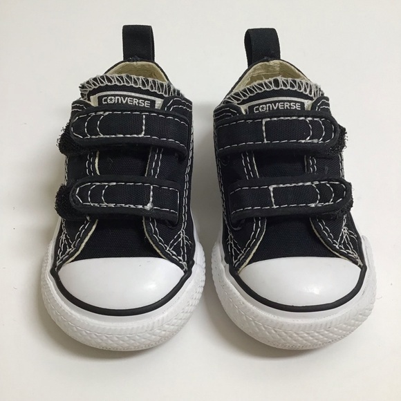 Converse All Star Chuck Taylor Toddler Boy Sneakers SZ 4 Black Low Top Hook Loop - Picture 2 of 16
